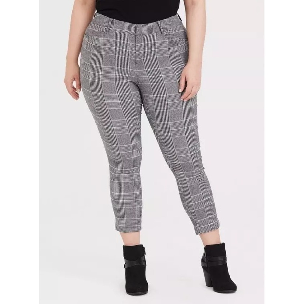 Torrid Modern Millennial Ankle Pant Women 14R Black Stretch Plaid Houndstooth